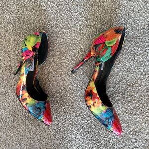 Steve Madden Floral pumps